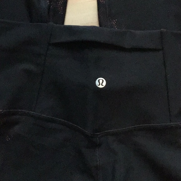 Lululemon High Rise Tight - Picture 4 of 6